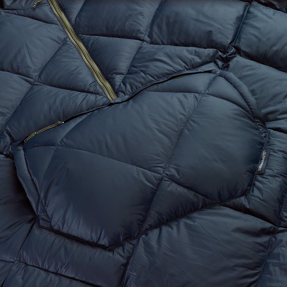 Therm-a-Rest Honcho Poncho Down