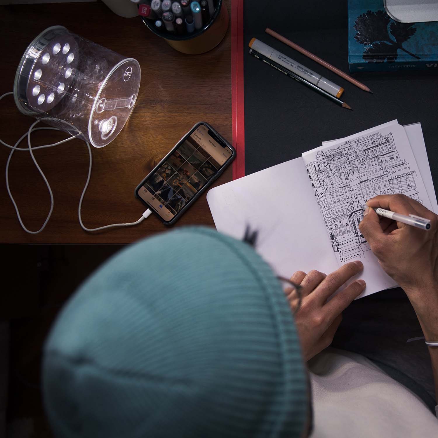 Luci Outdoor 2.0 Pro with USB-C Port