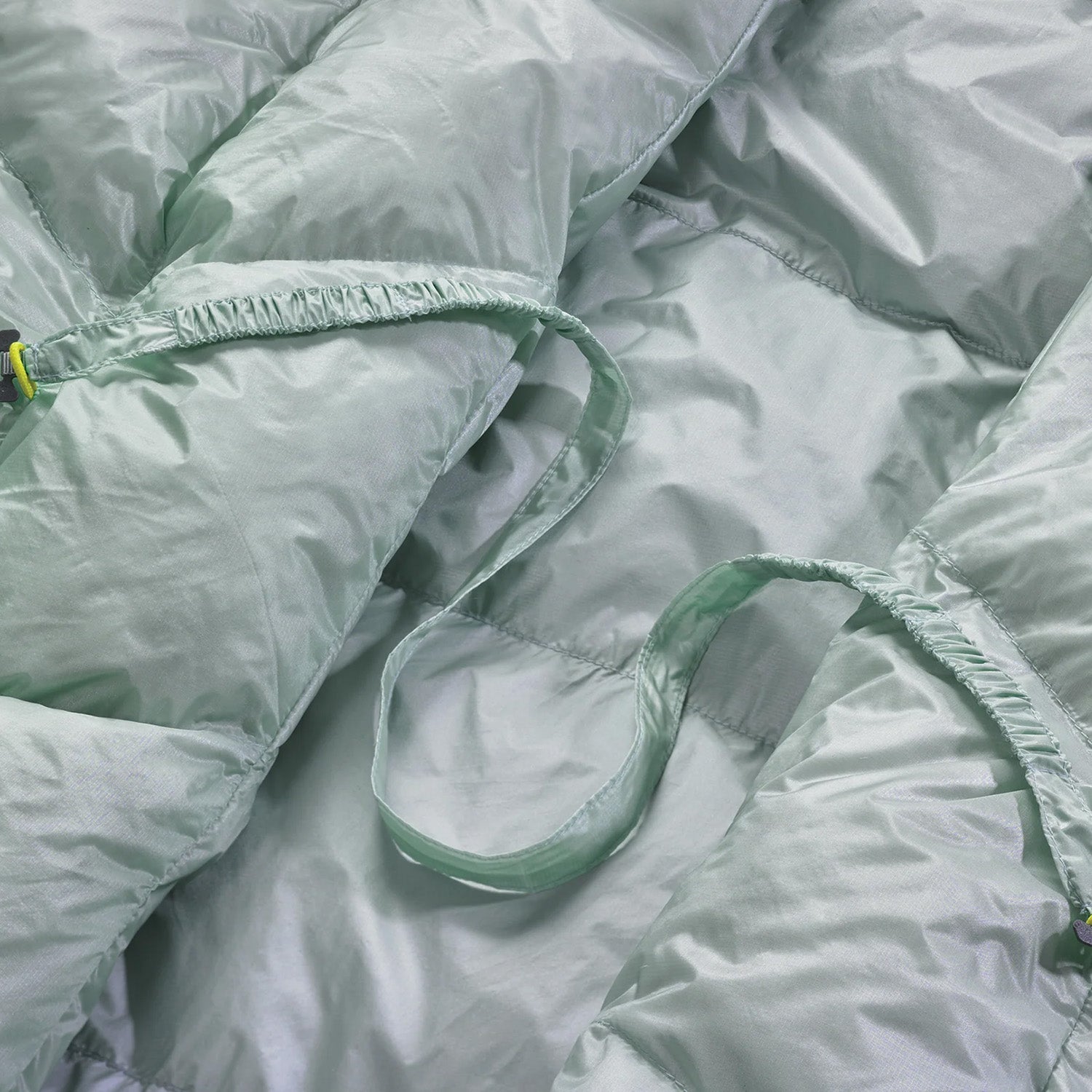 Therm-a-Rest Vesper 32F/0C Down Quilt | Regular
